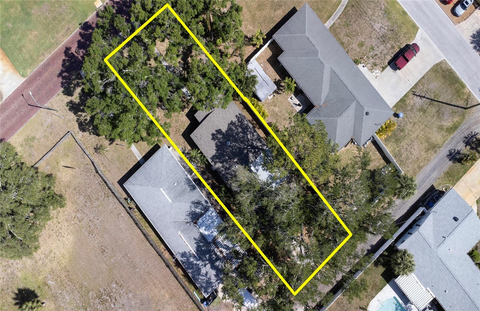 Image 52 of 63 For 662 Villagrande Avenue S