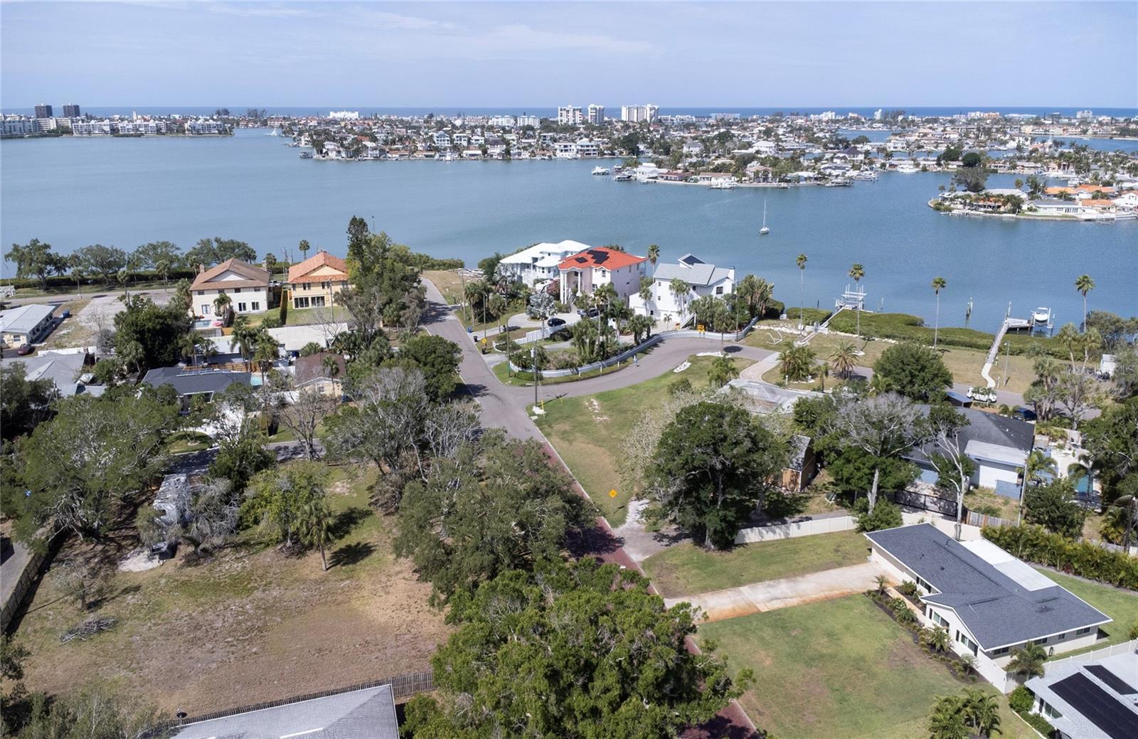 Image 58 of 63 For 662 Villagrande Avenue S