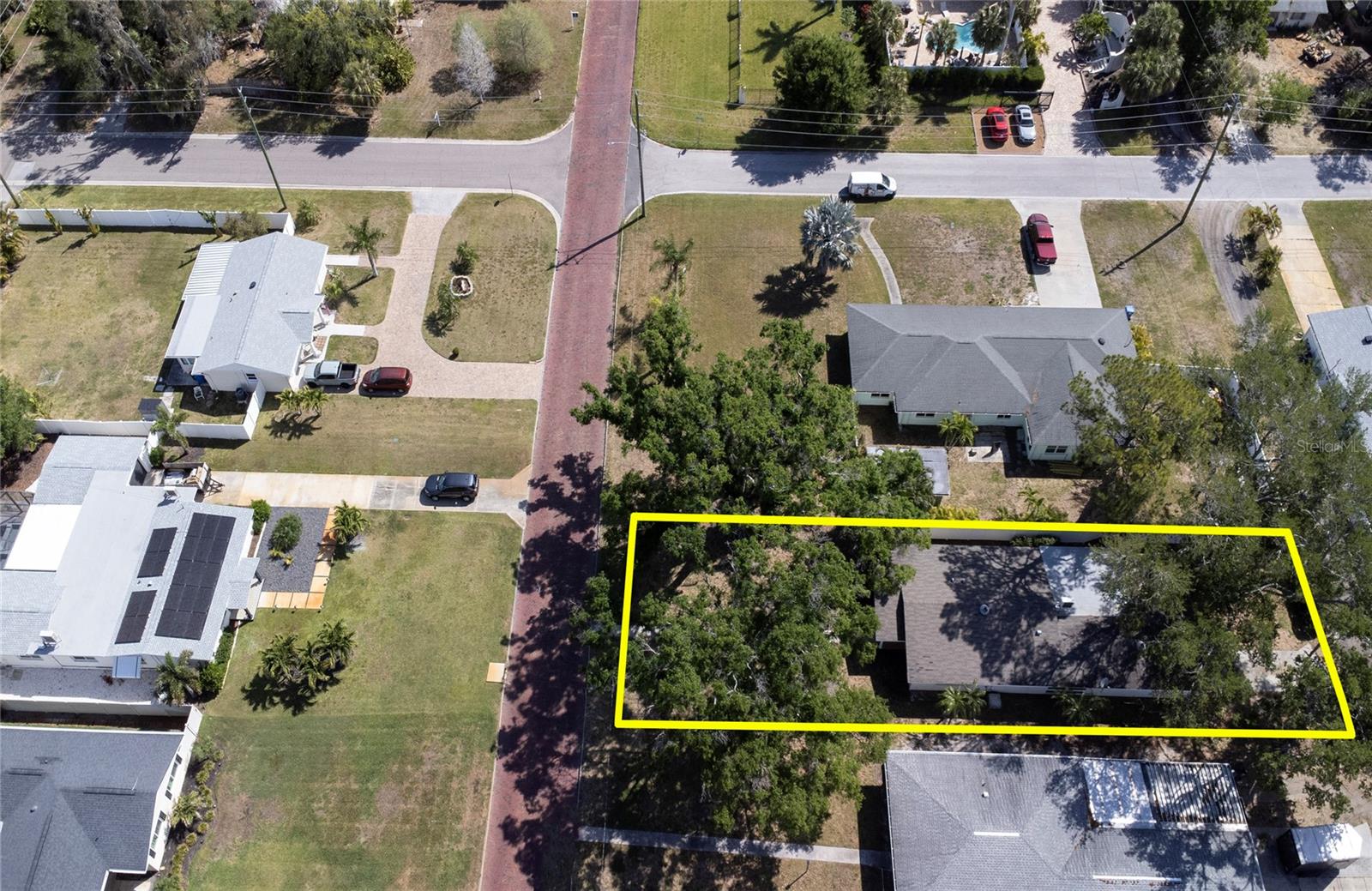 Image 59 of 63 For 662 Villagrande Avenue S