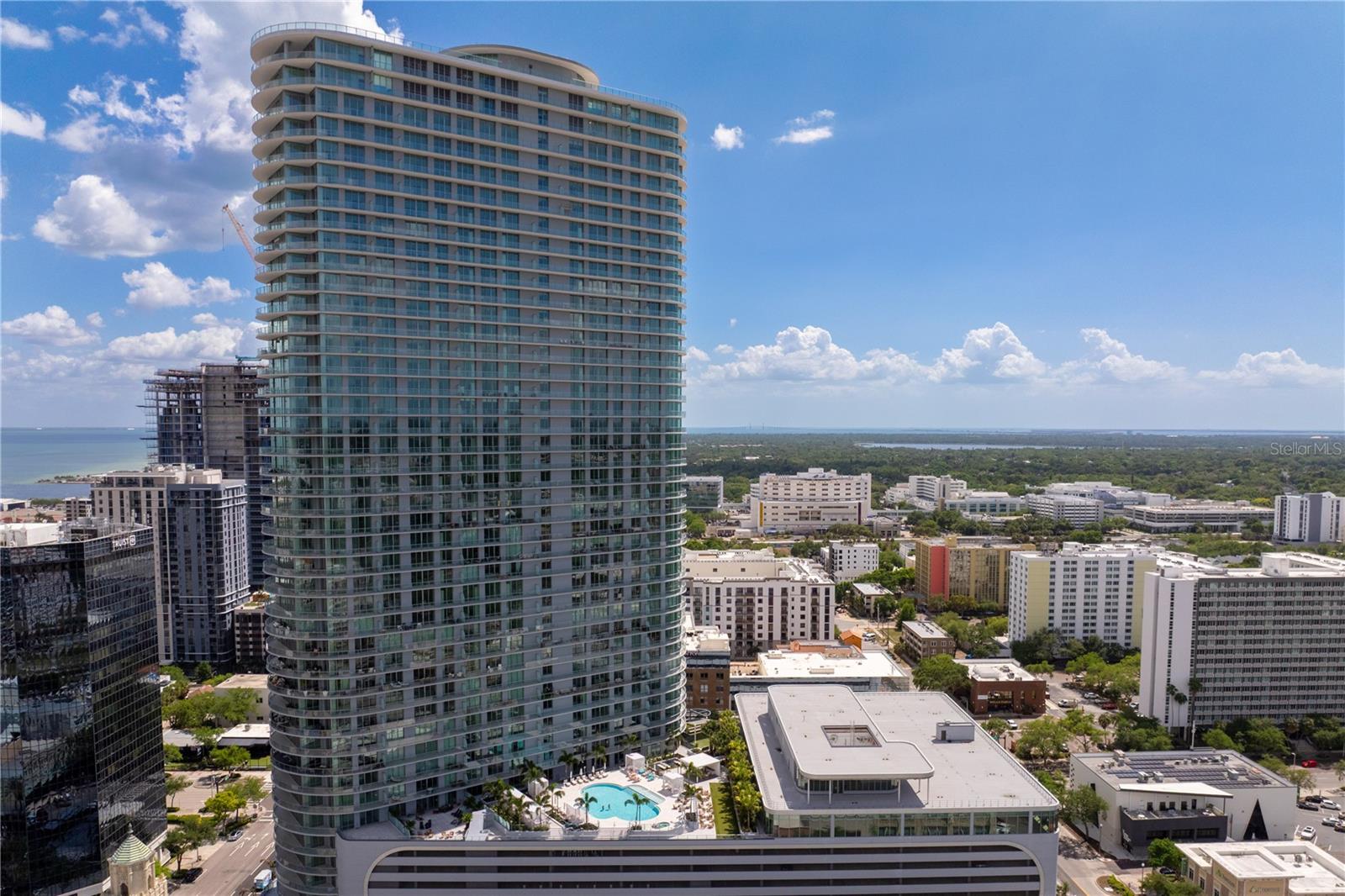 Listing photo id 0 for 400 Central Avenue 3005