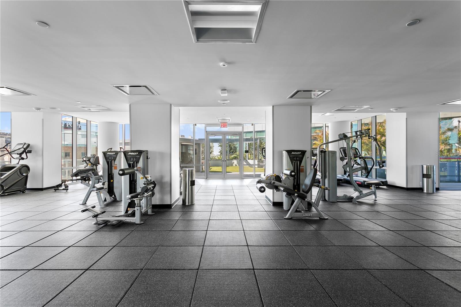 Listing photo id 48 for 400 Central Avenue 3005