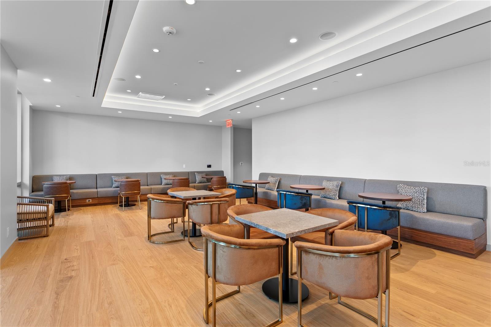 Listing photo id 49 for 400 Central Avenue 3005