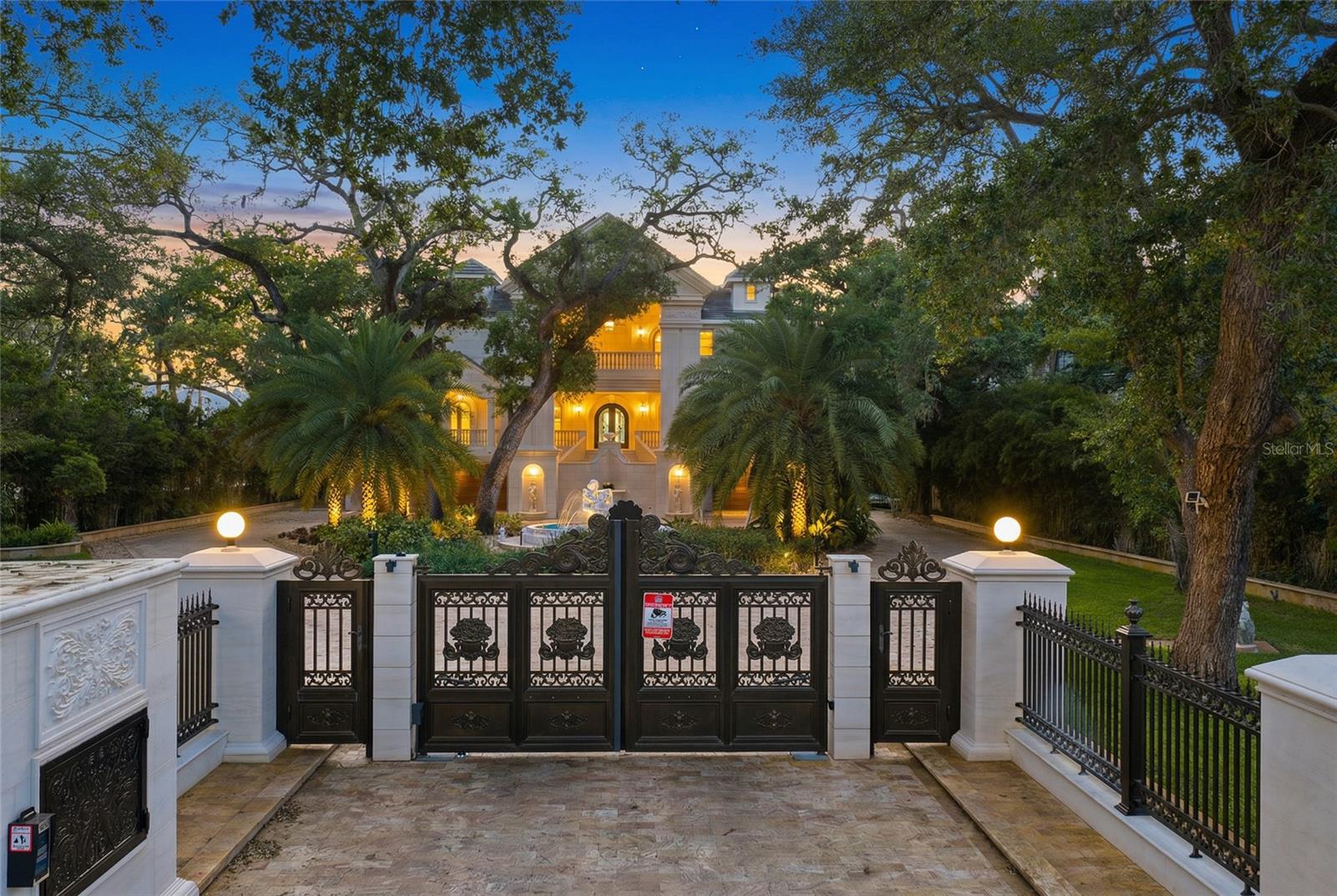 Details for 2000 Park Street N, ST PETERSBURG, FL 33710