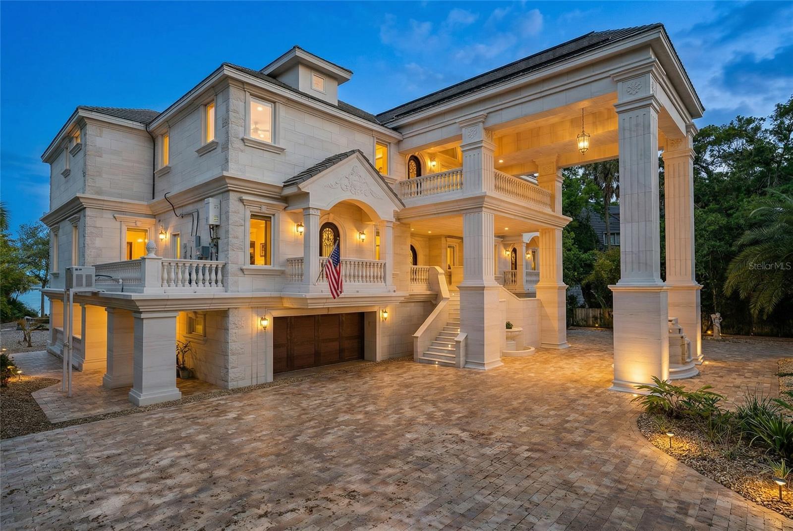 Image 10 of 100 For 2000 Park Street N