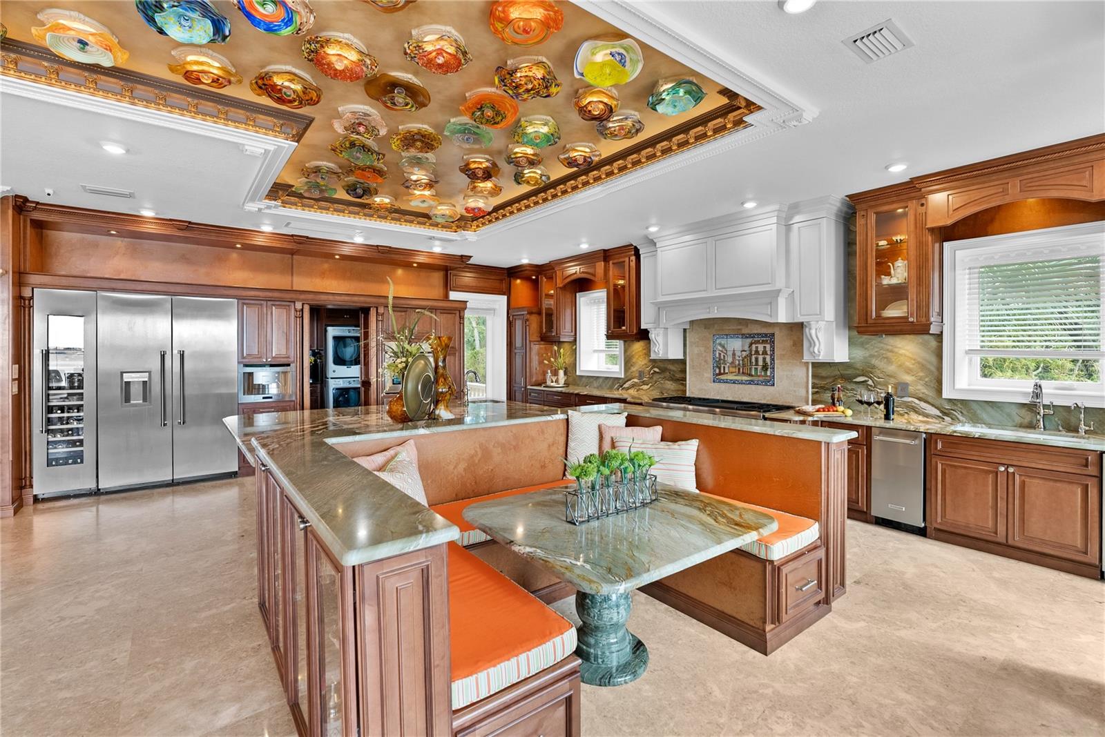 Image 24 of 100 For 2000 Park Street N