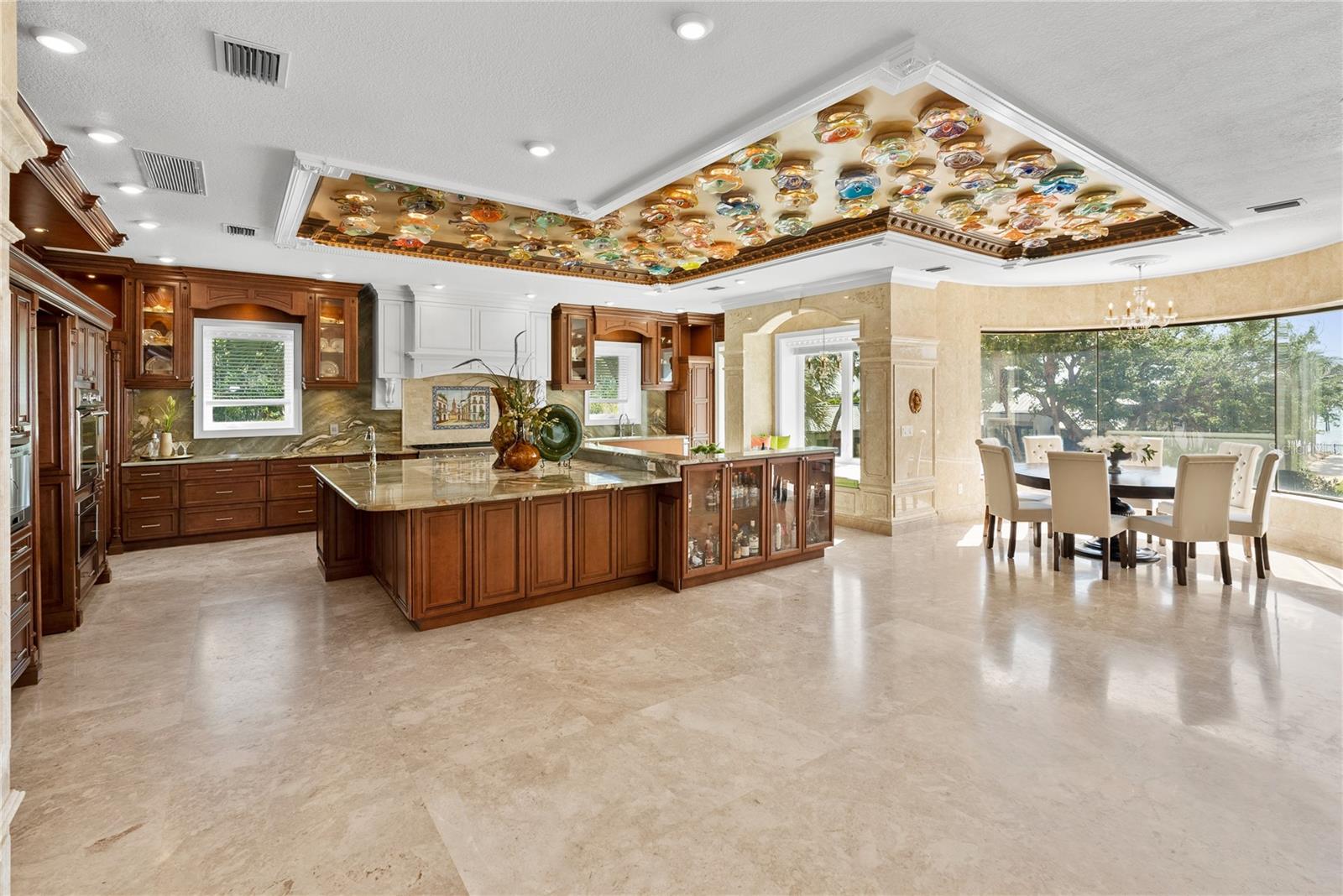 Image 26 of 100 For 2000 Park Street N