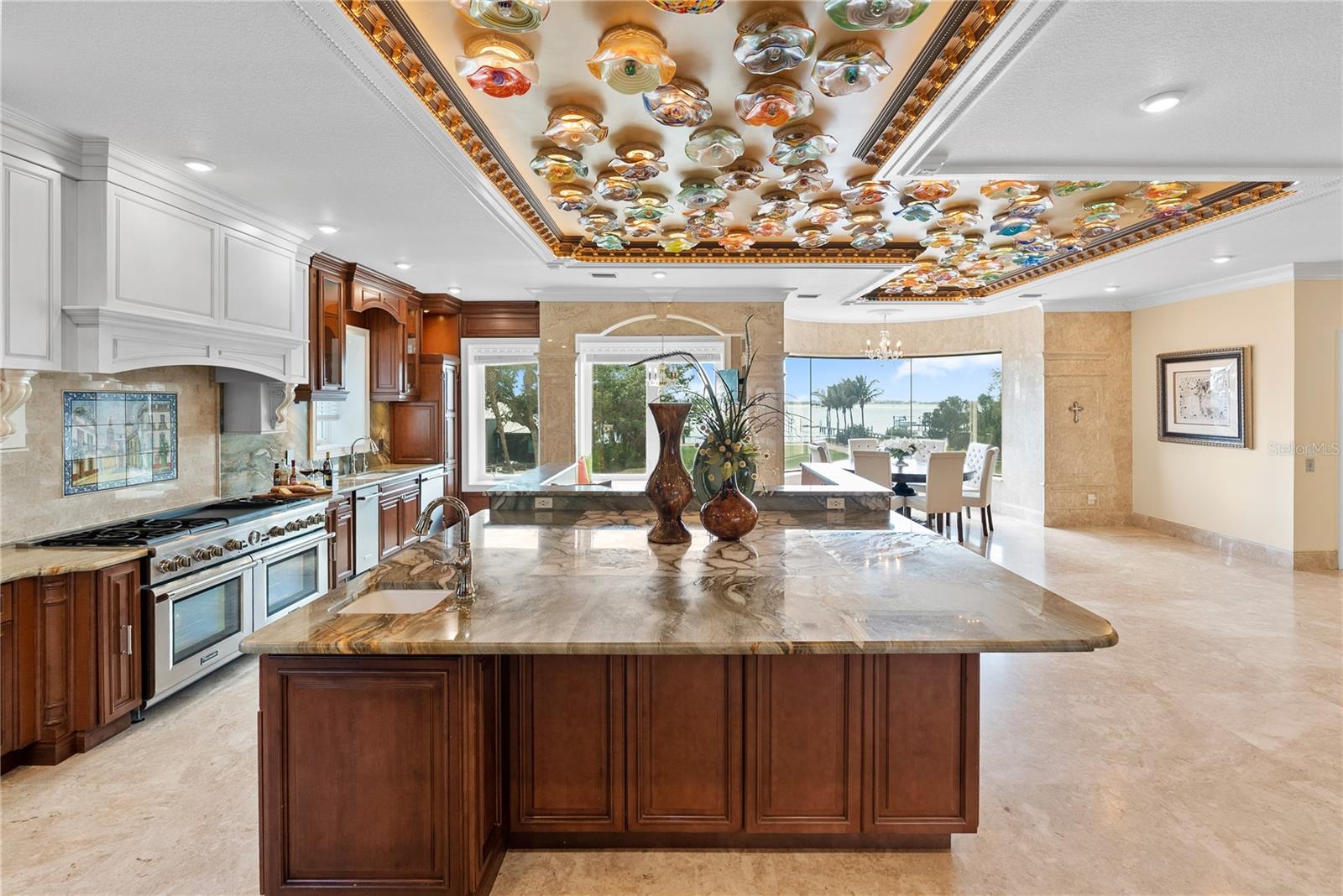 Image 28 of 100 For 2000 Park Street N