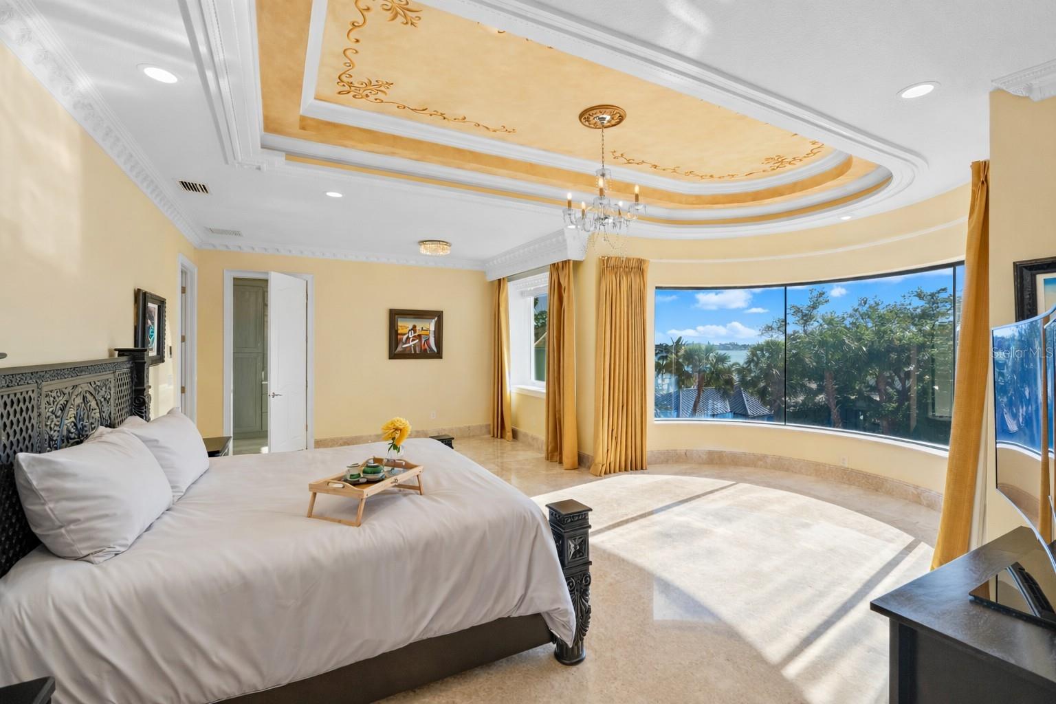 Image 49 of 100 For 2000 Park Street N