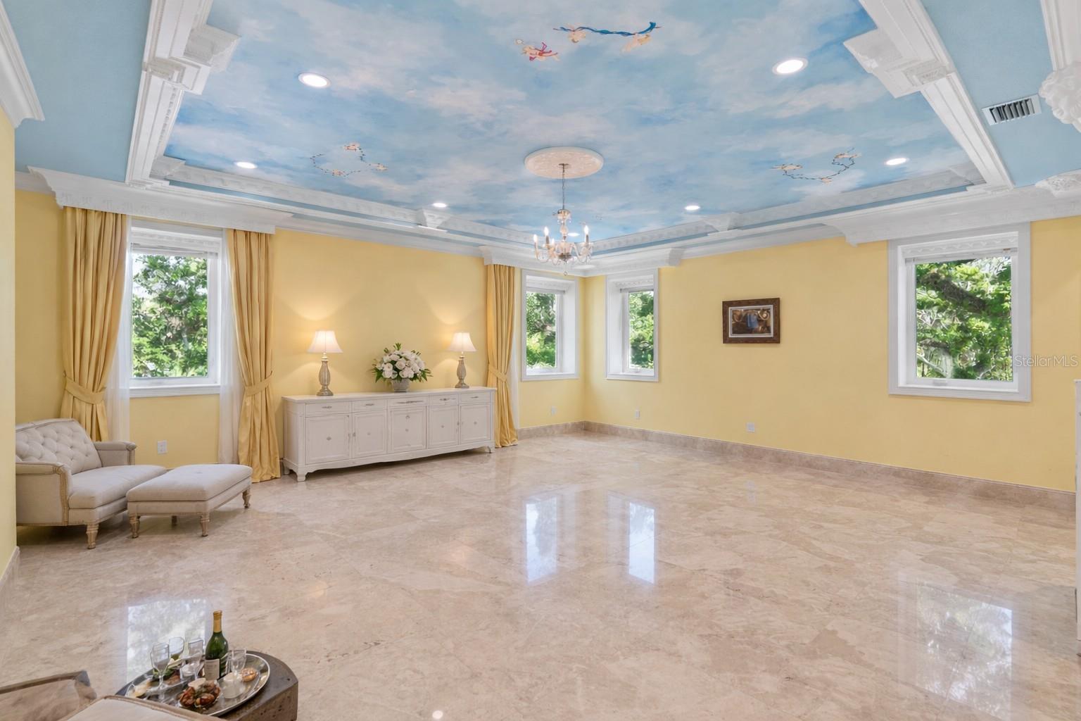 Image 55 of 100 For 2000 Park Street N