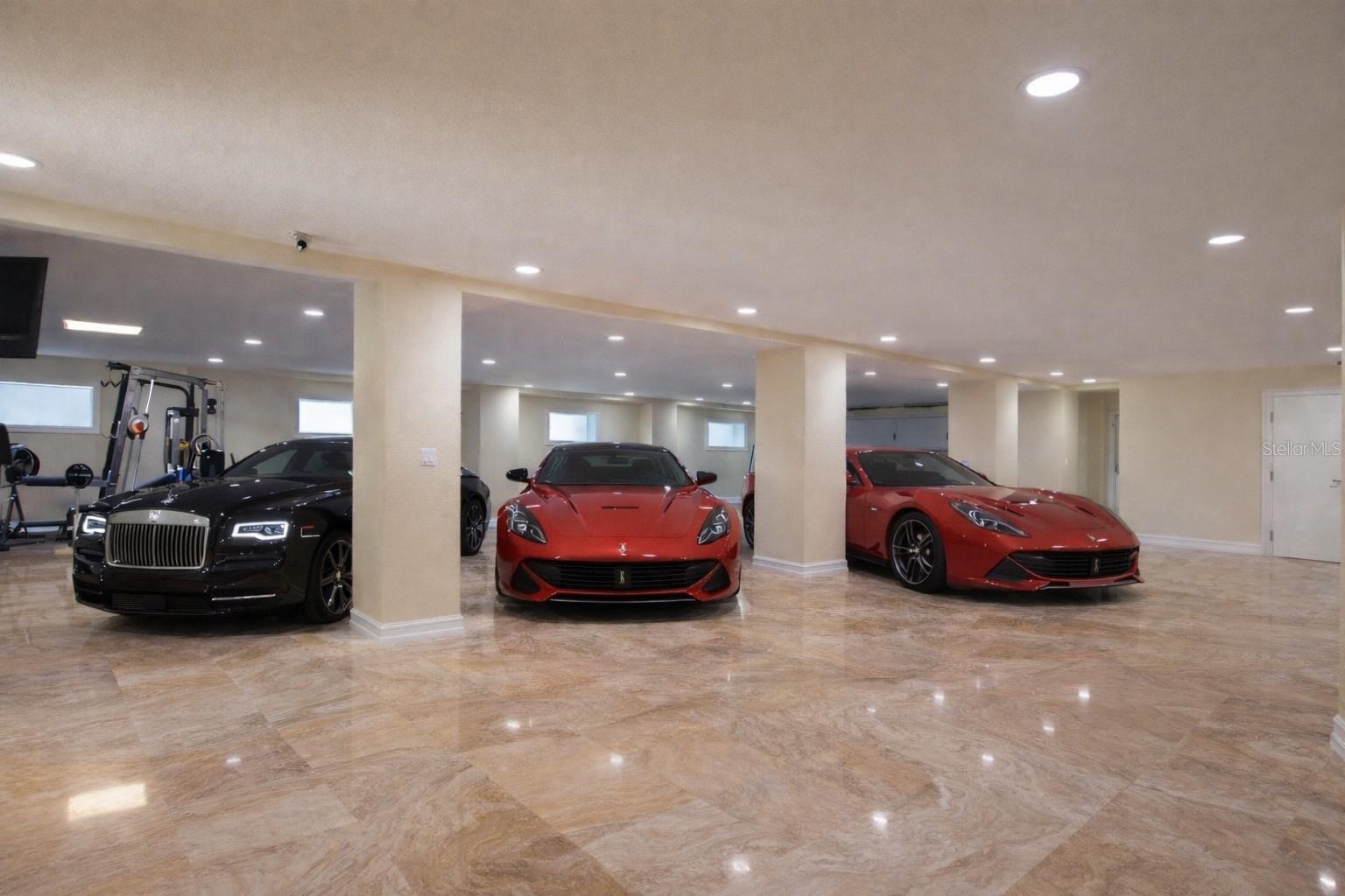 Image 92 of 100 For 2000 Park Street N