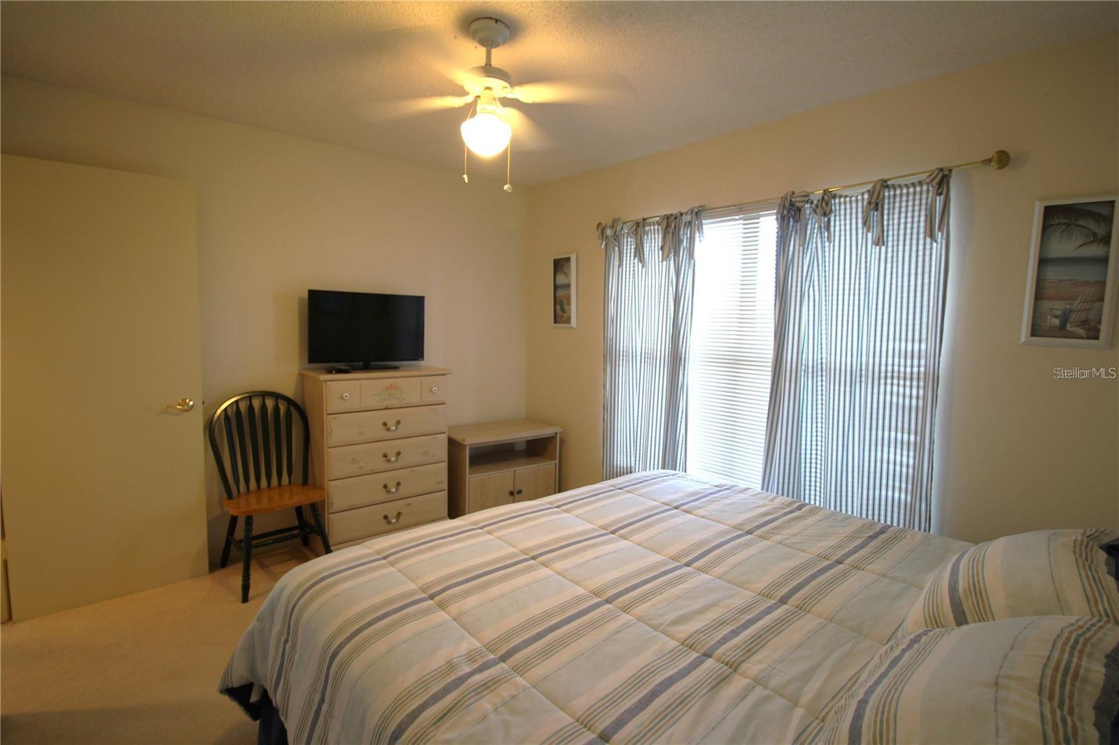 Image 38 of 80 For 1806 Mariner Drive 214