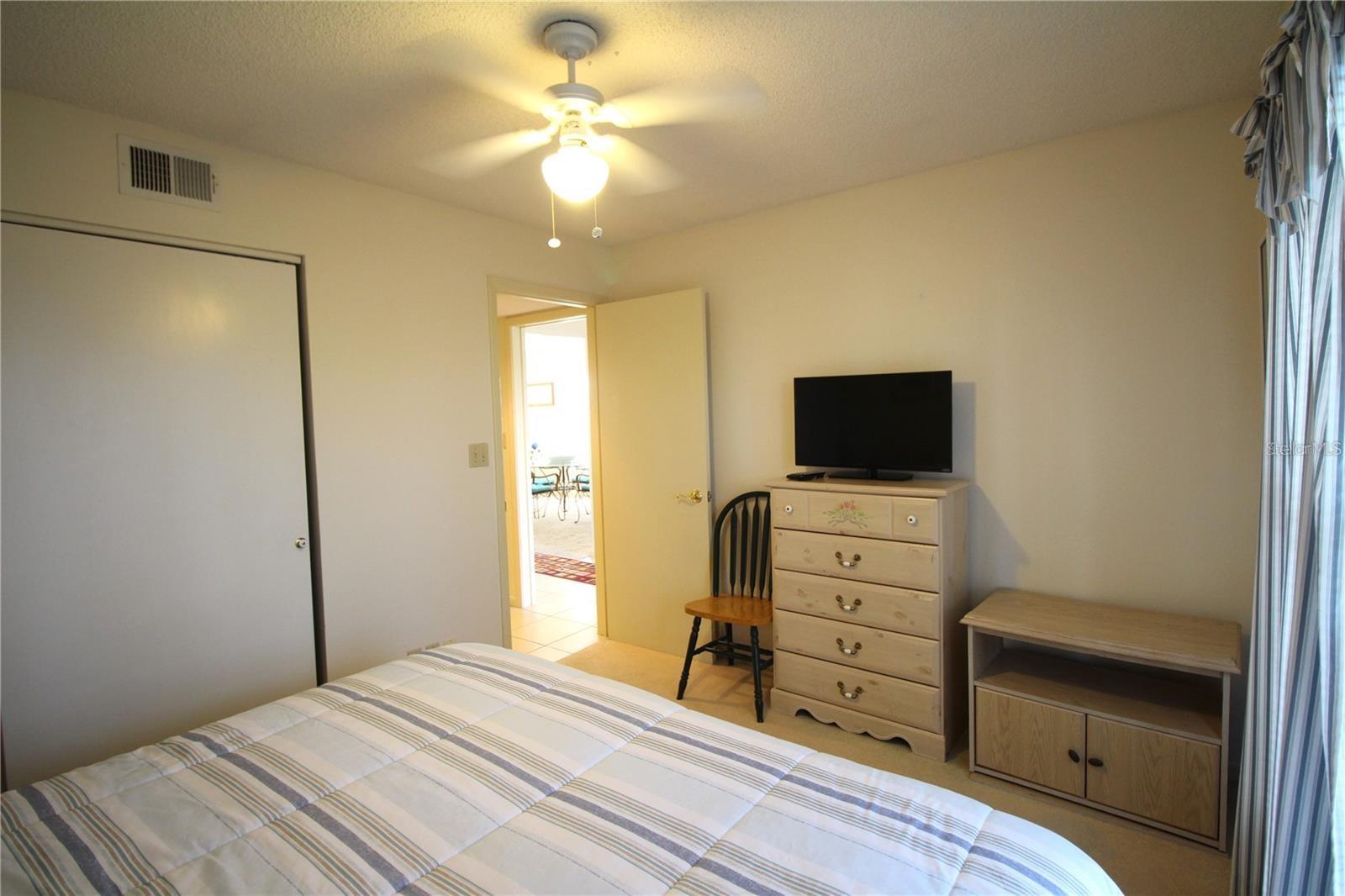 Image 39 of 80 For 1806 Mariner Drive 214