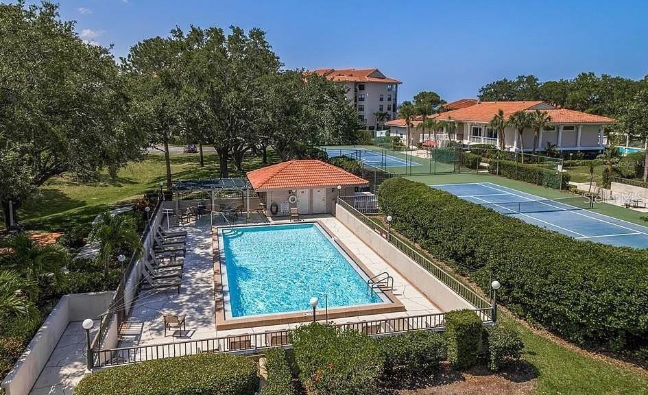 Image 64 of 80 For 1806 Mariner Drive 214