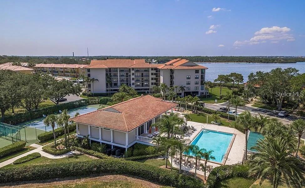 Image 68 of 80 For 1806 Mariner Drive 214