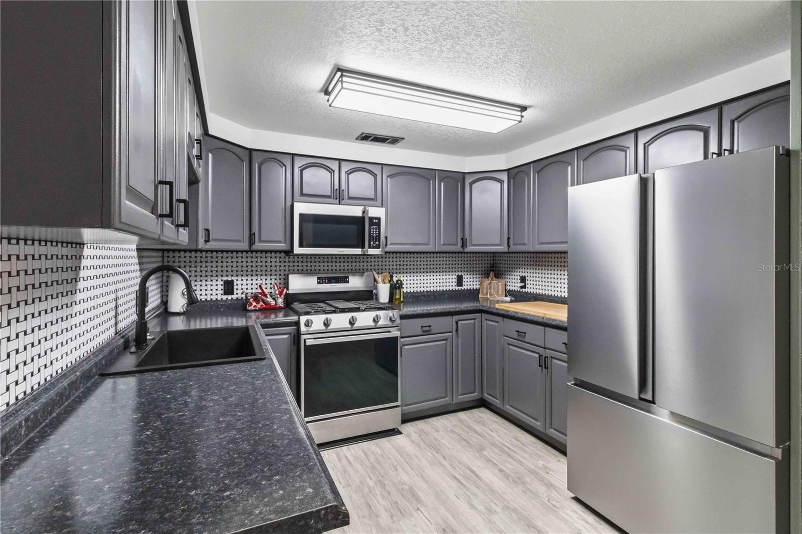 Image 7 of 30 For 315 Orange Avenue