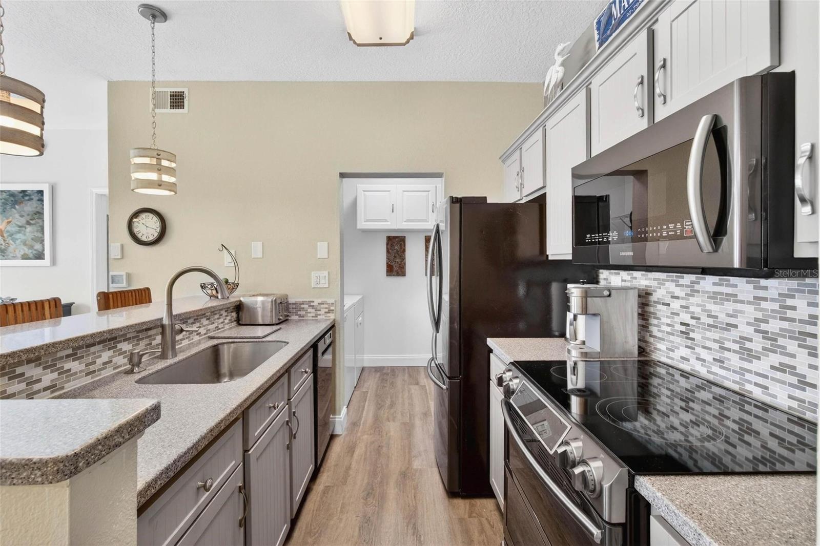 Image 7 of 35 For 10764 70th Avenue 5104