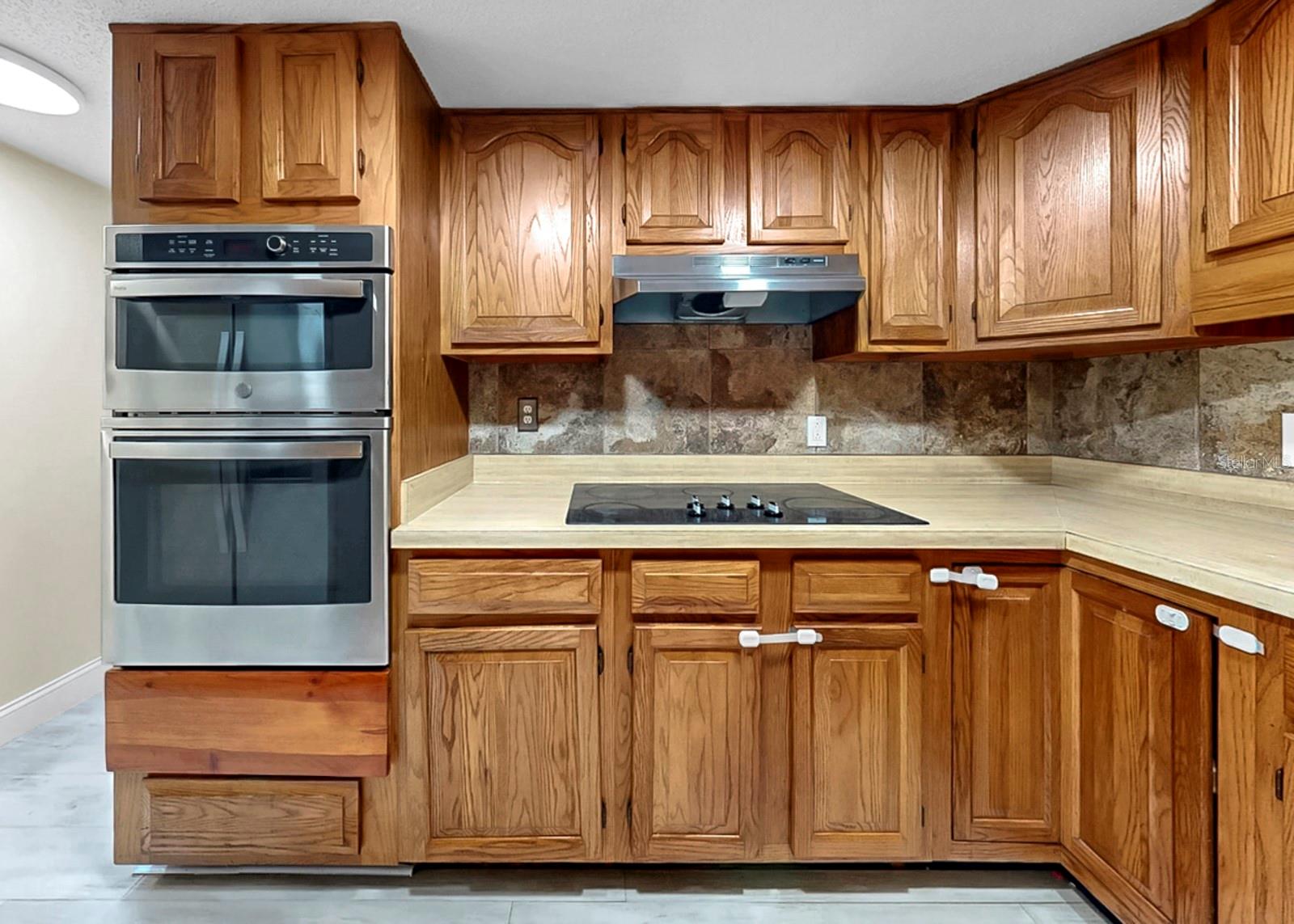 Image 10 of 17 For 4724 Christa Court 322