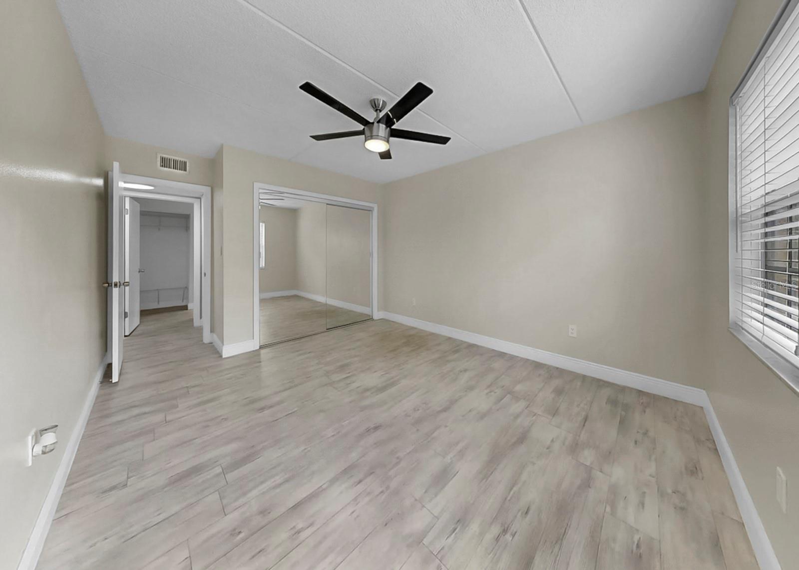 Image 15 of 17 For 4724 Christa Court 322