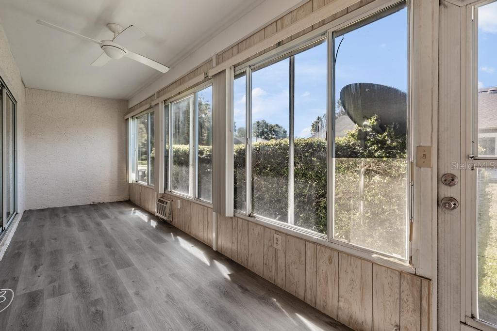 Image 24 of 55 For 274 Buckingham Place