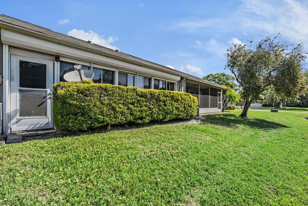 Image 26 of 55 For 274 Buckingham Place