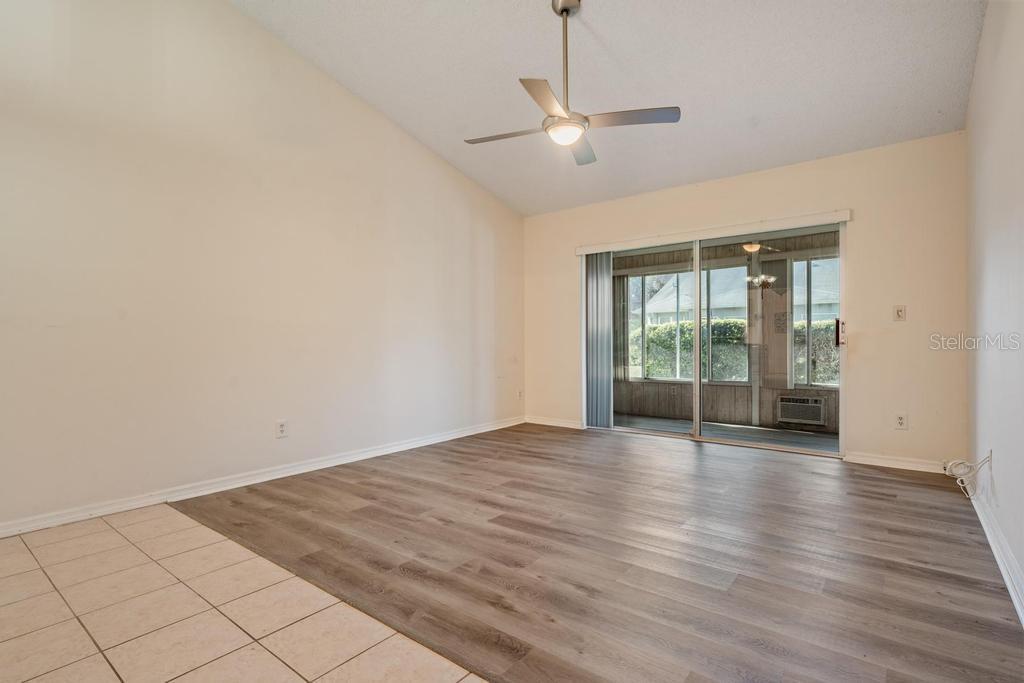 Image 28 of 55 For 274 Buckingham Place