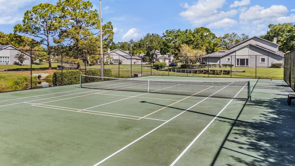 Image 50 of 55 For 274 Buckingham Place