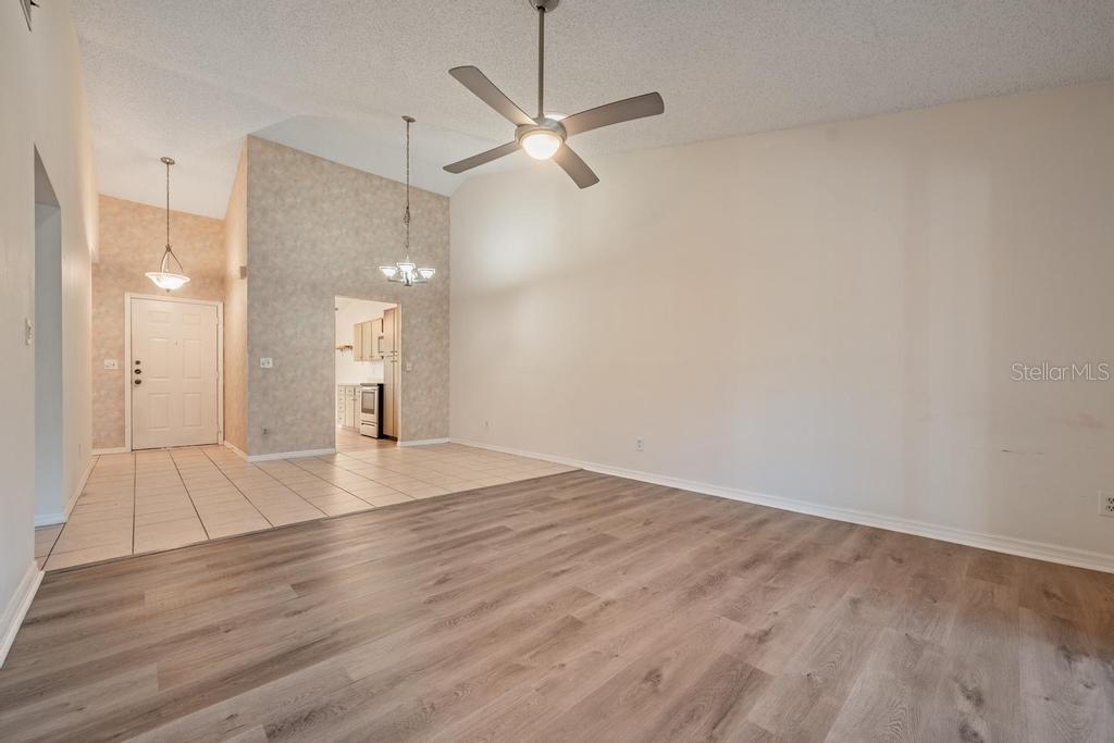 Image 6 of 55 For 274 Buckingham Place