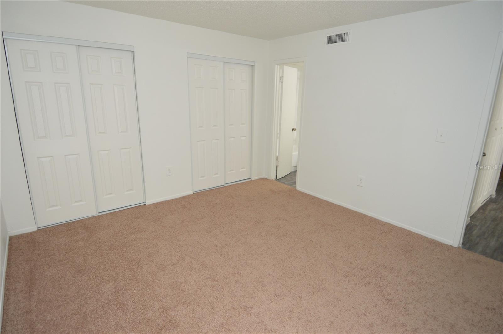 Image 27 of 76 For 5004 Castile Place 463