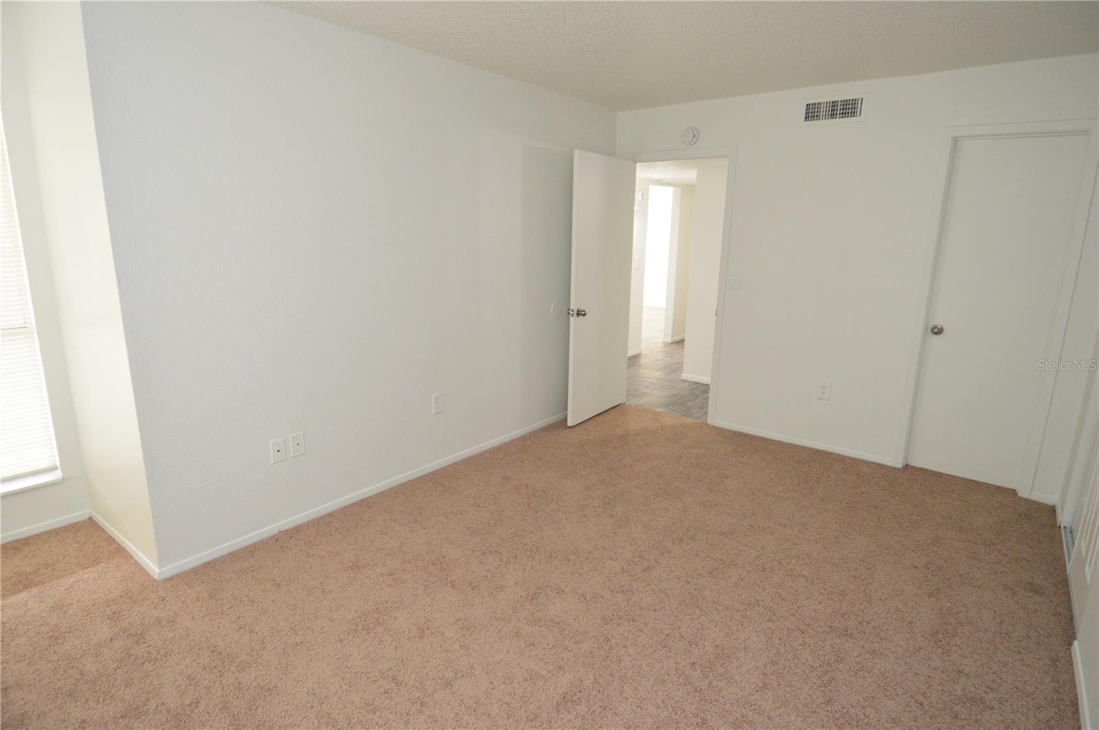 Image 56 of 76 For 5004 Castile Place 463