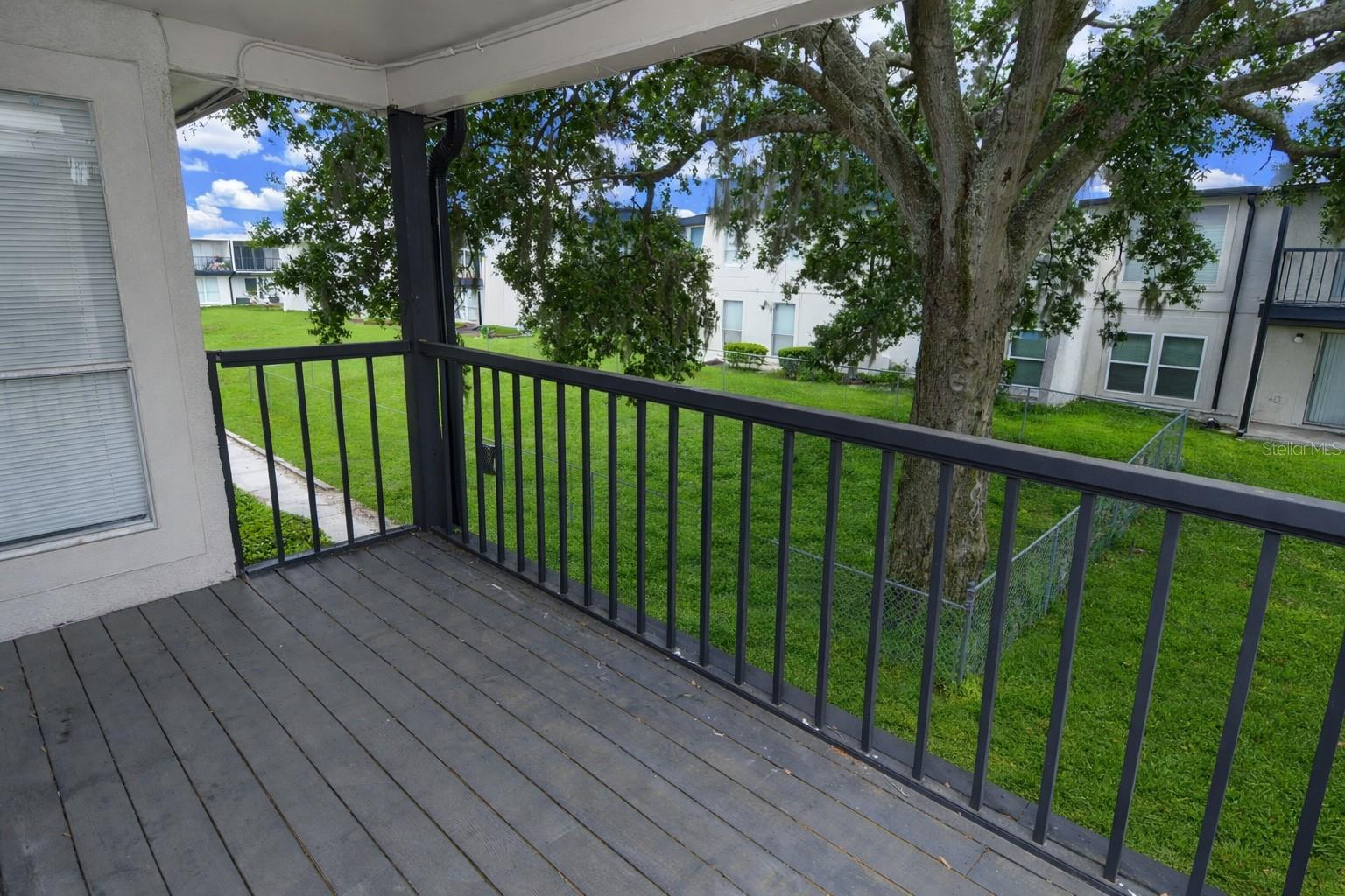 Image 60 of 76 For 5004 Castile Place 463