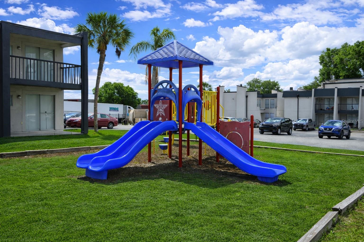 Image 75 of 76 For 5004 Castile Place 463