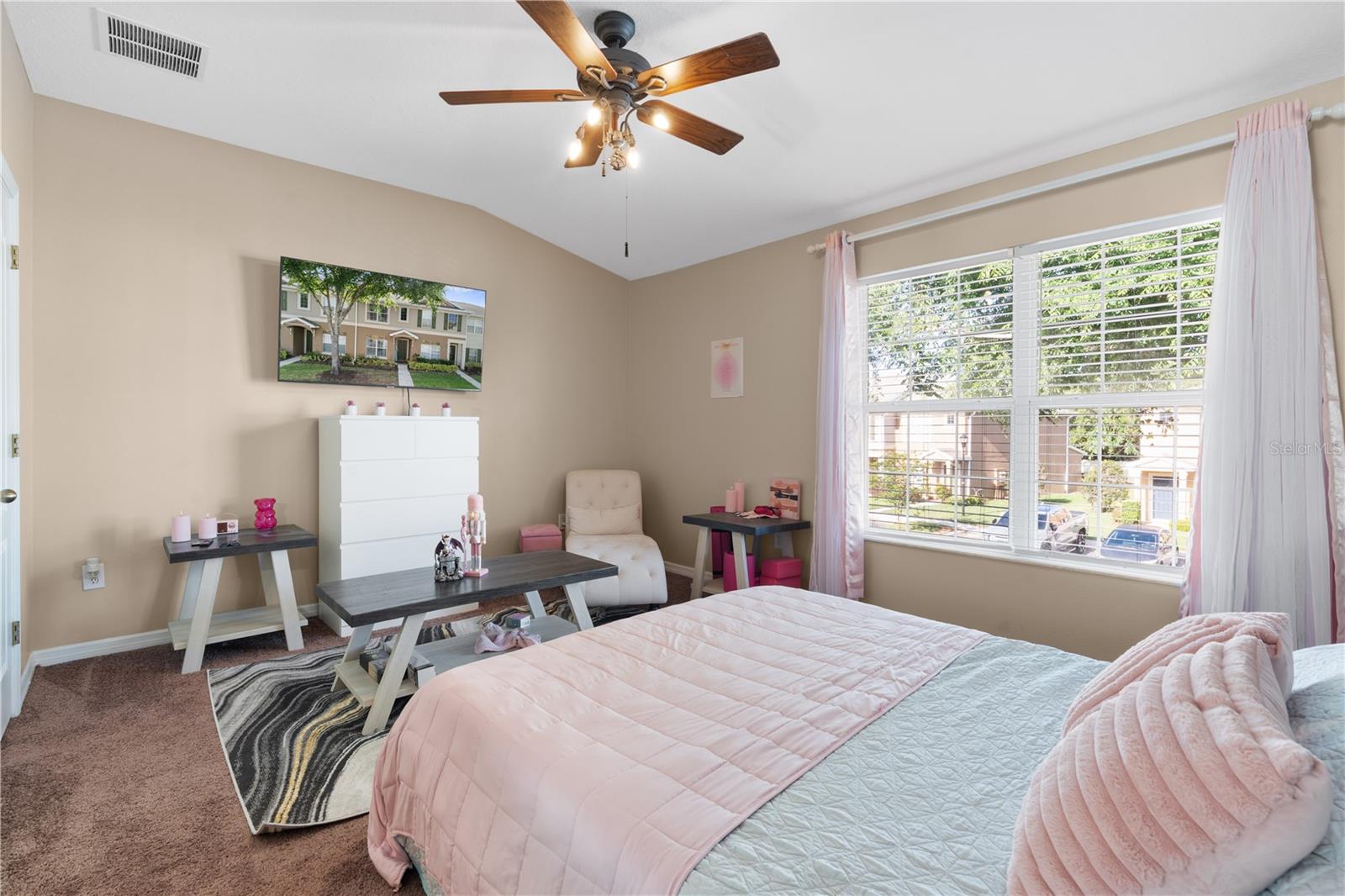 Image 24 of 35 For 12322 Foxmoor Peak Drive