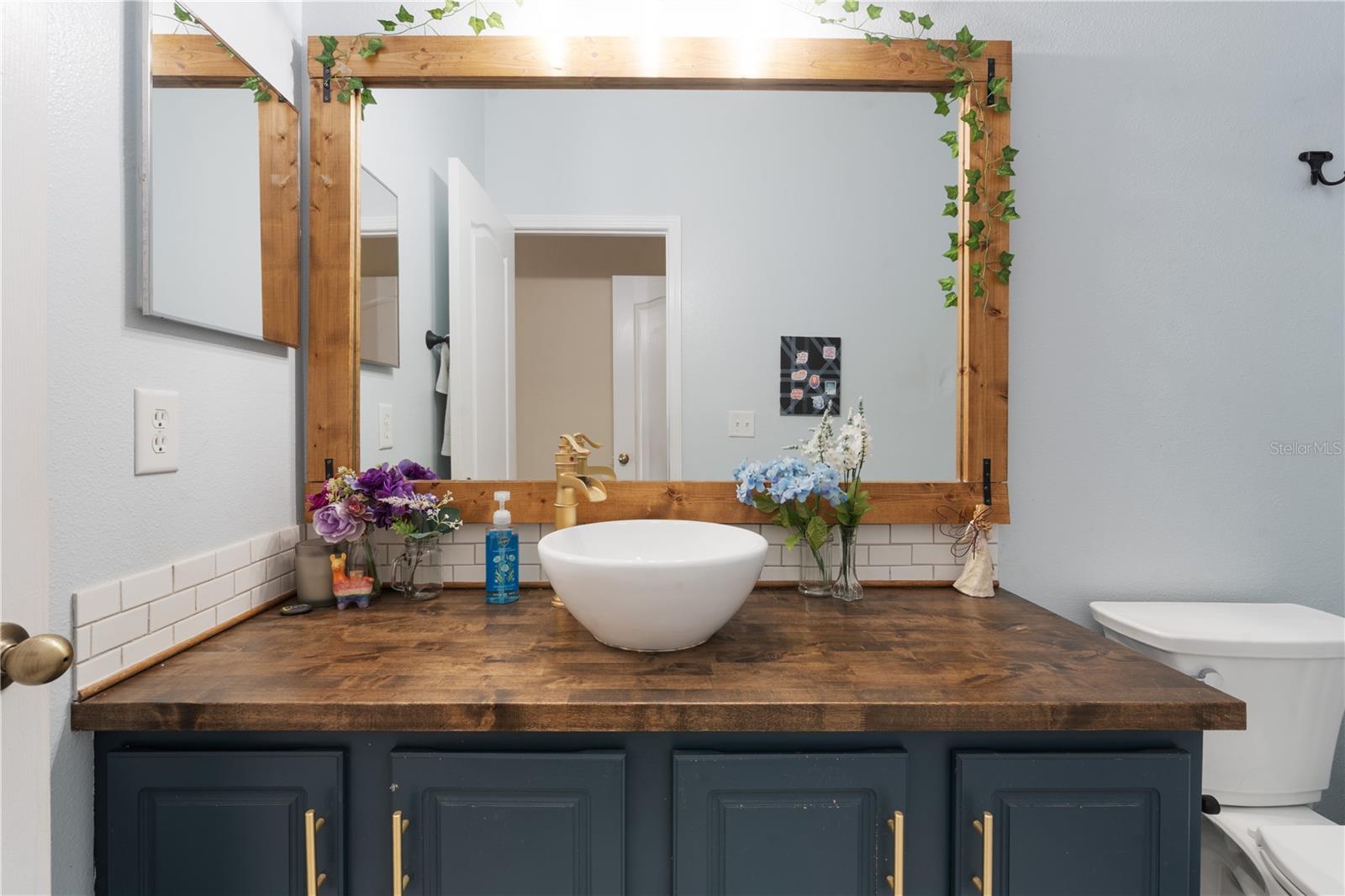 Image 28 of 35 For 12322 Foxmoor Peak Drive