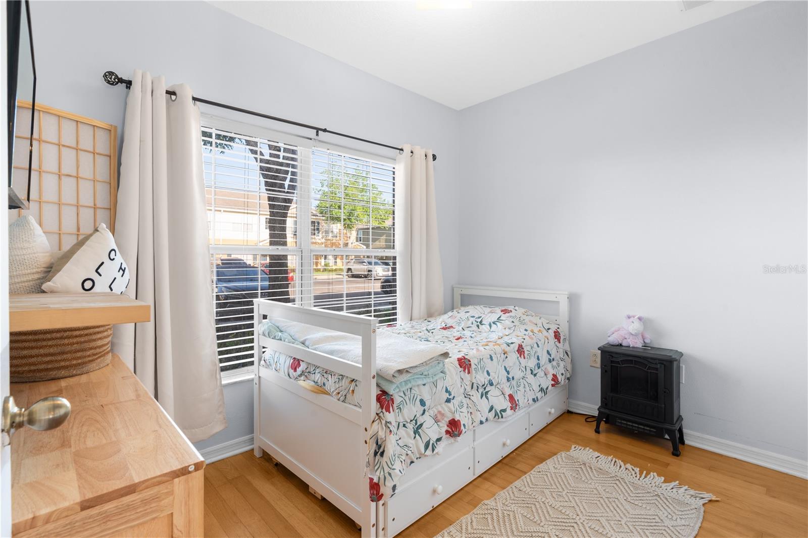 Image 8 of 35 For 12322 Foxmoor Peak Drive