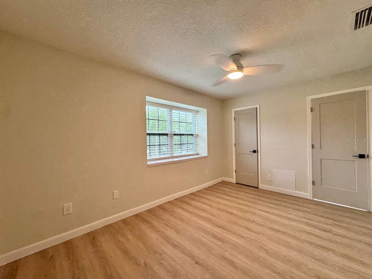 Image 18 of 44 For 14042 Lemon Valley Place