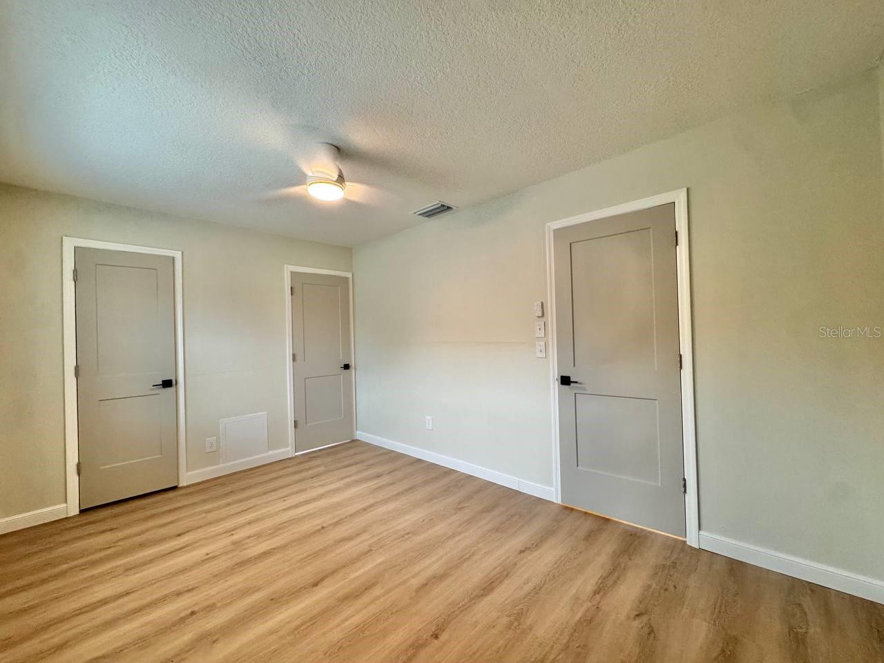 Image 19 of 44 For 14042 Lemon Valley Place