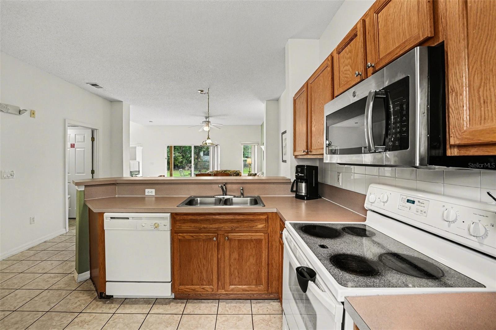 Image 11 of 40 For 1075 Park Ridge Circle