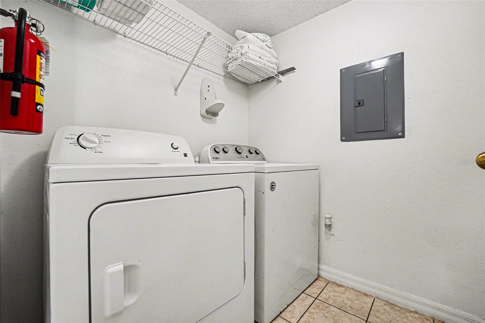 Image 24 of 40 For 1075 Park Ridge Circle