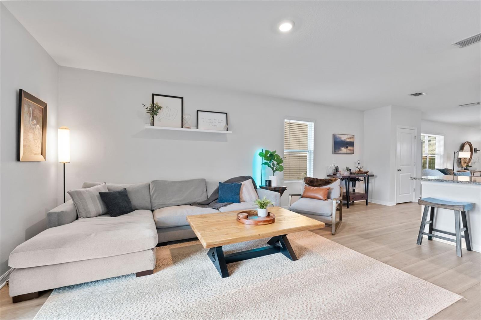 Image 11 of 35 For 10918 Trailing Vine Drive