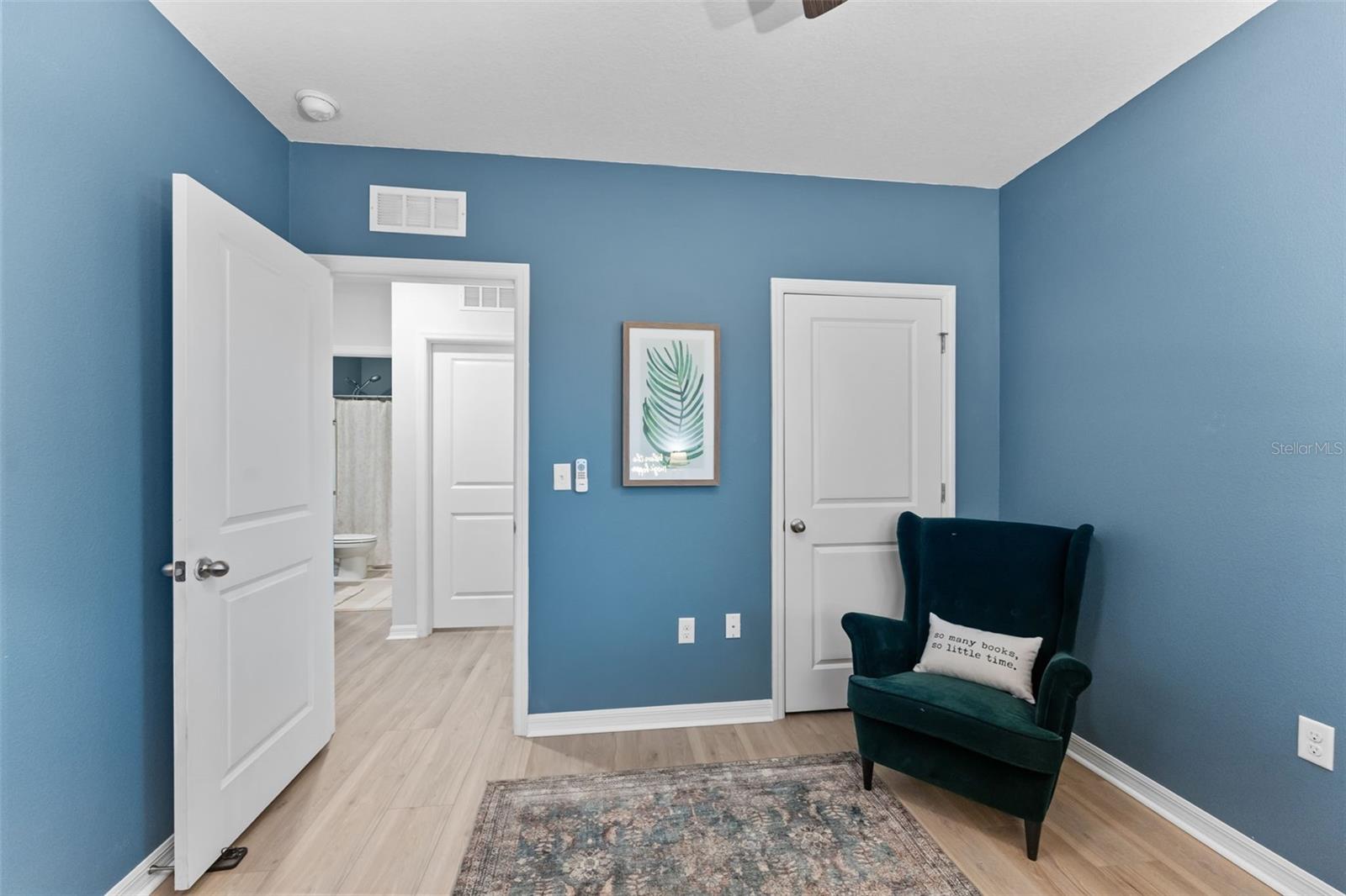 Image 18 of 35 For 10918 Trailing Vine Drive