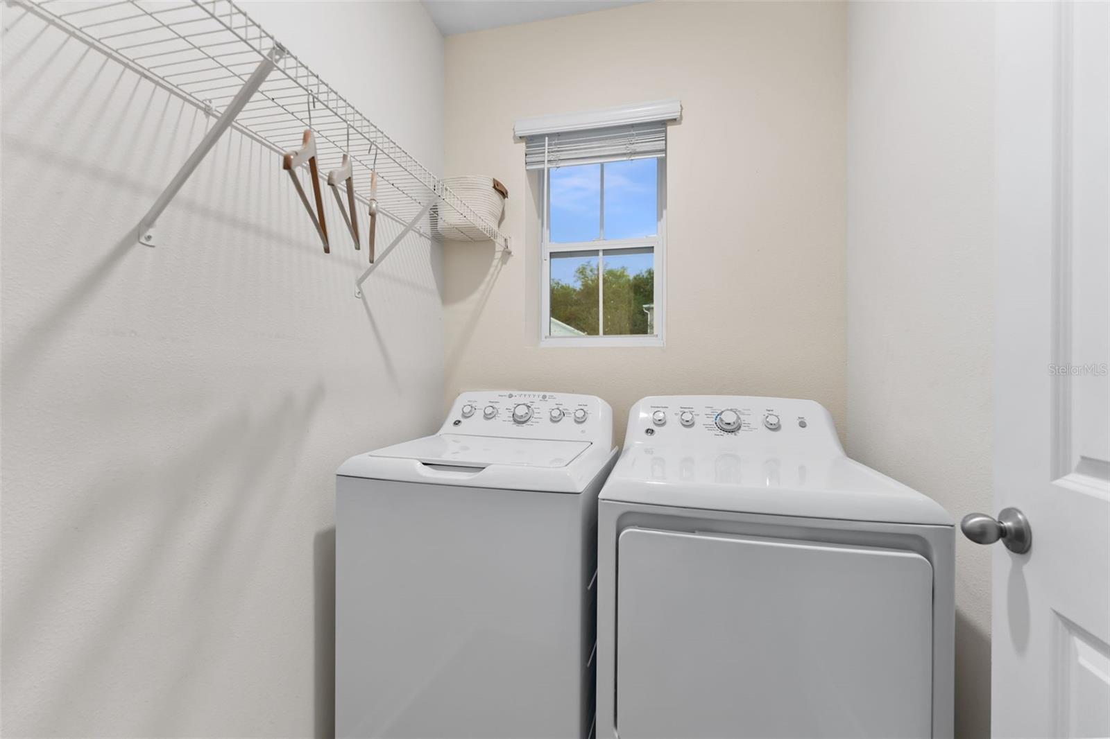 Image 24 of 35 For 10918 Trailing Vine Drive