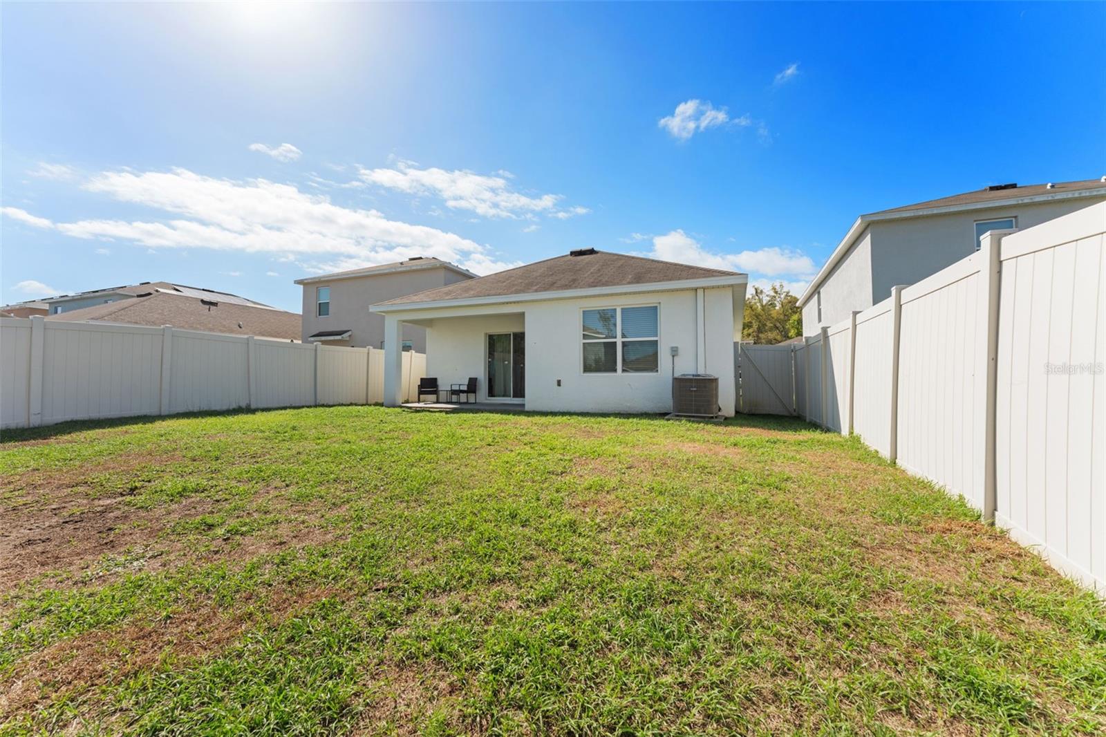 Image 28 of 35 For 10918 Trailing Vine Drive