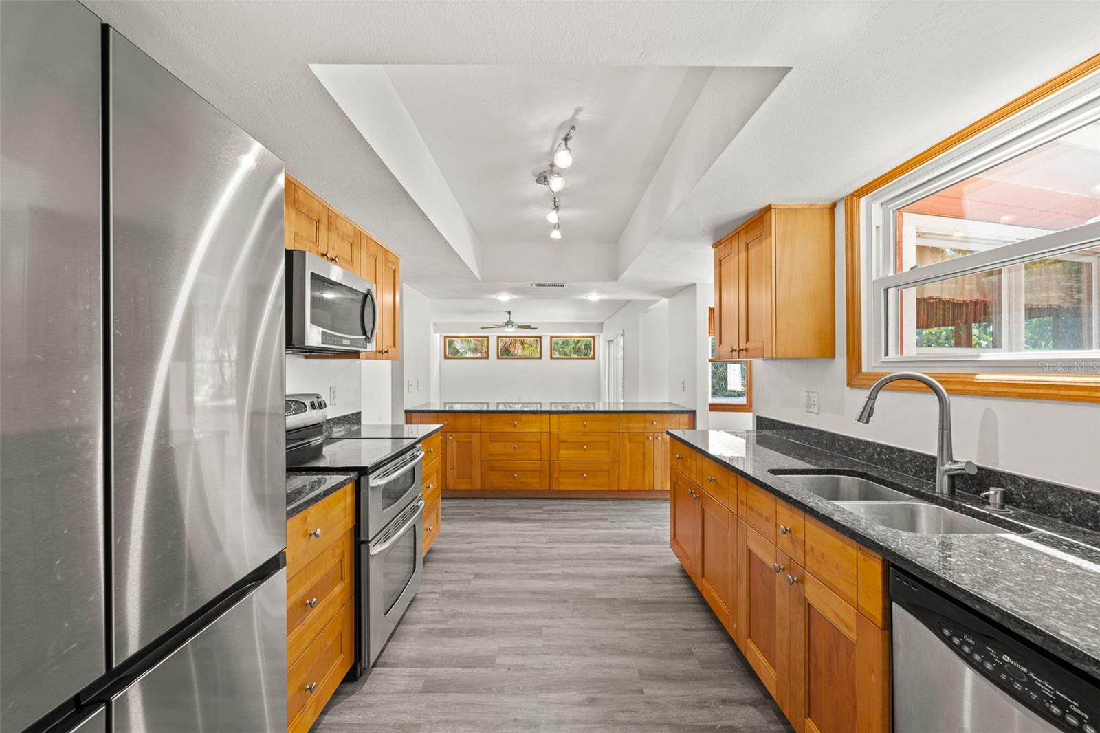 Image 10 of 44 For 1550 Chateau Wood Drive