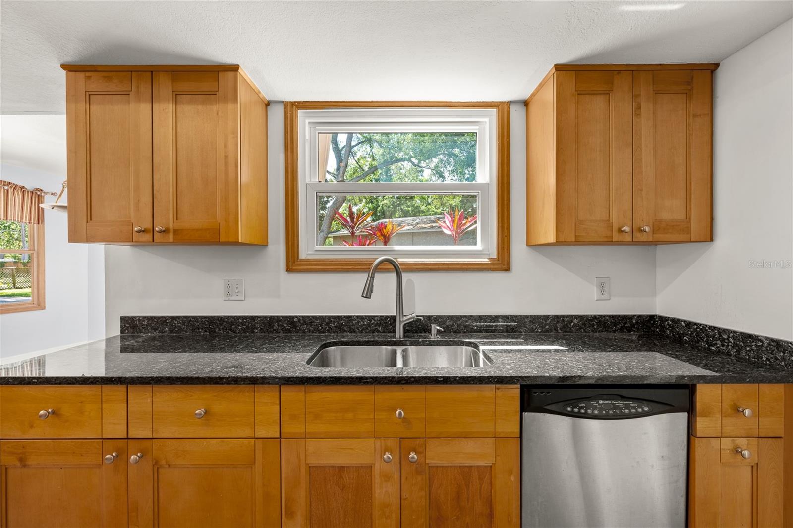 Image 11 of 44 For 1550 Chateau Wood Drive