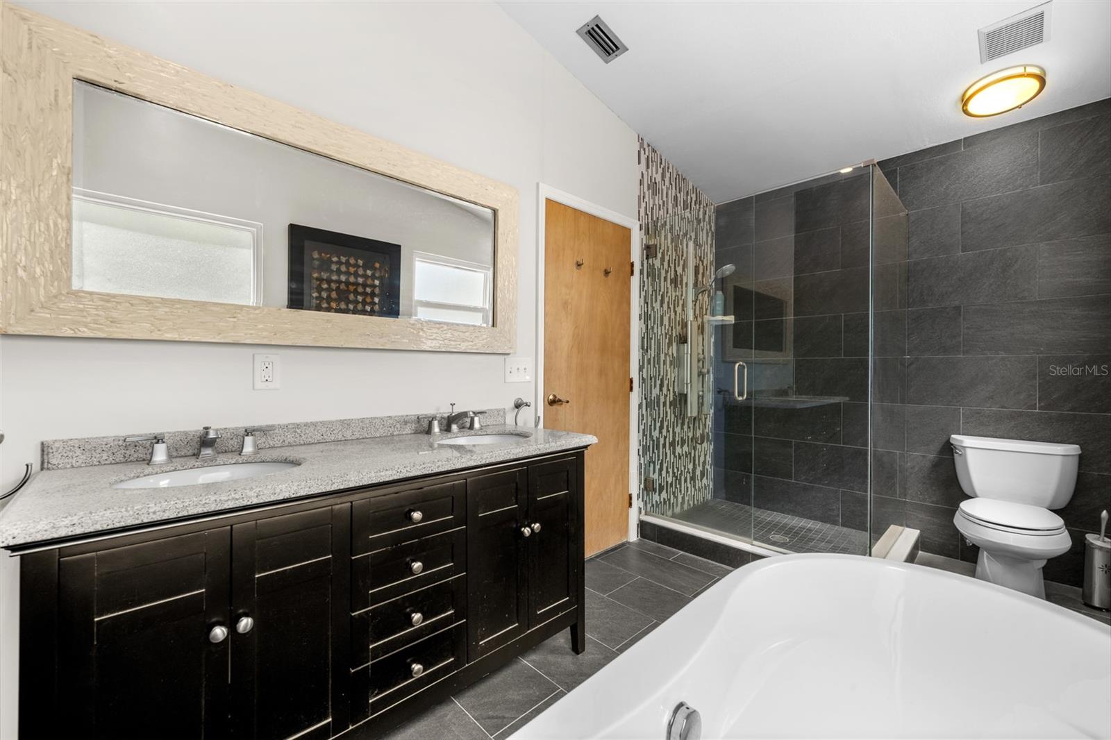 Image 15 of 44 For 1550 Chateau Wood Drive