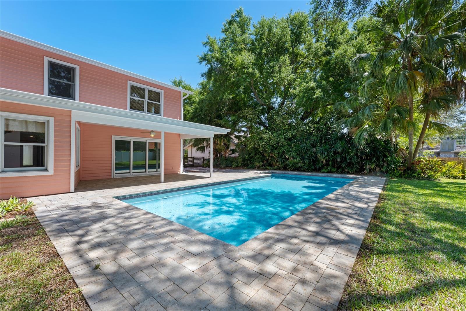 Image 30 of 44 For 1550 Chateau Wood Drive