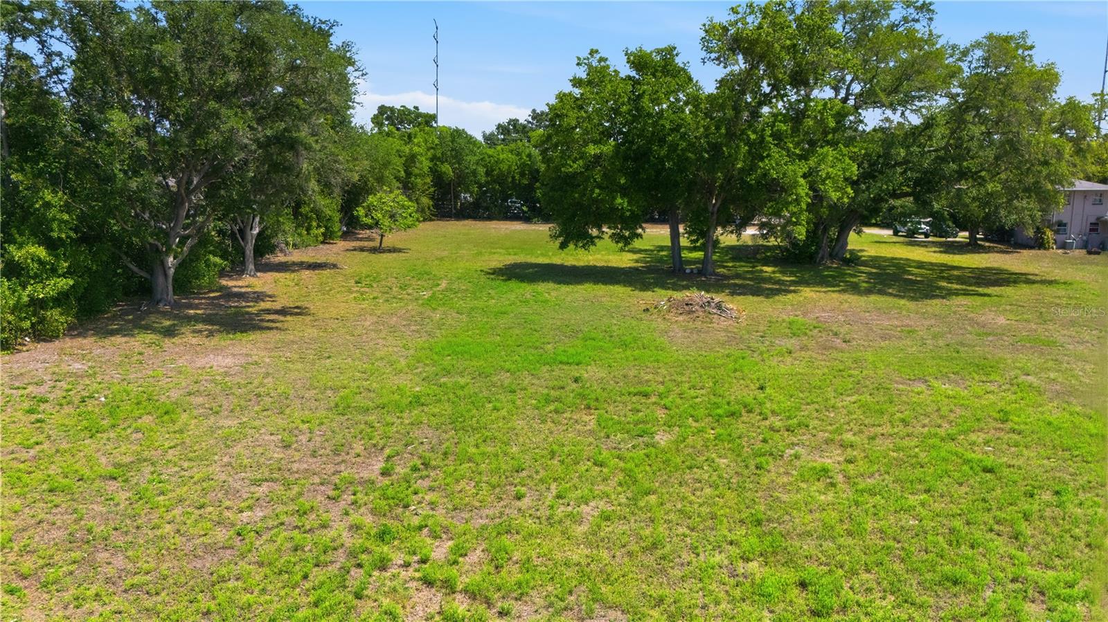 Image 8 of 11 For 1276 Belcher Road