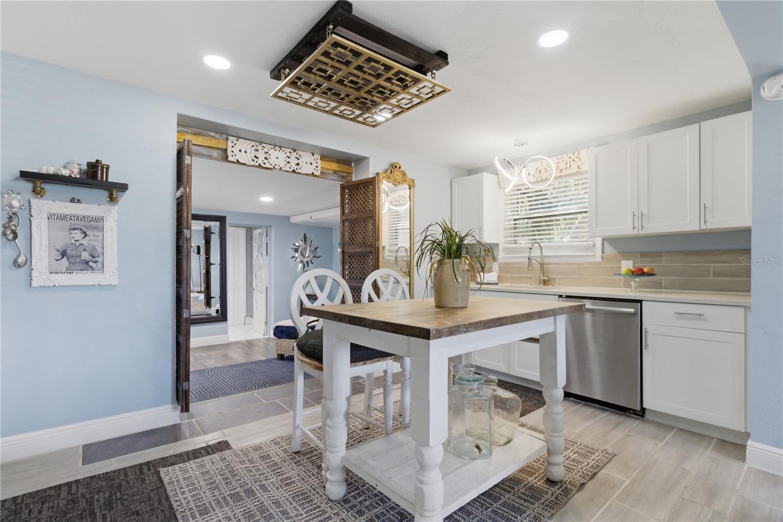 Image 11 of 31 For 4831 Fairfield Avenue S