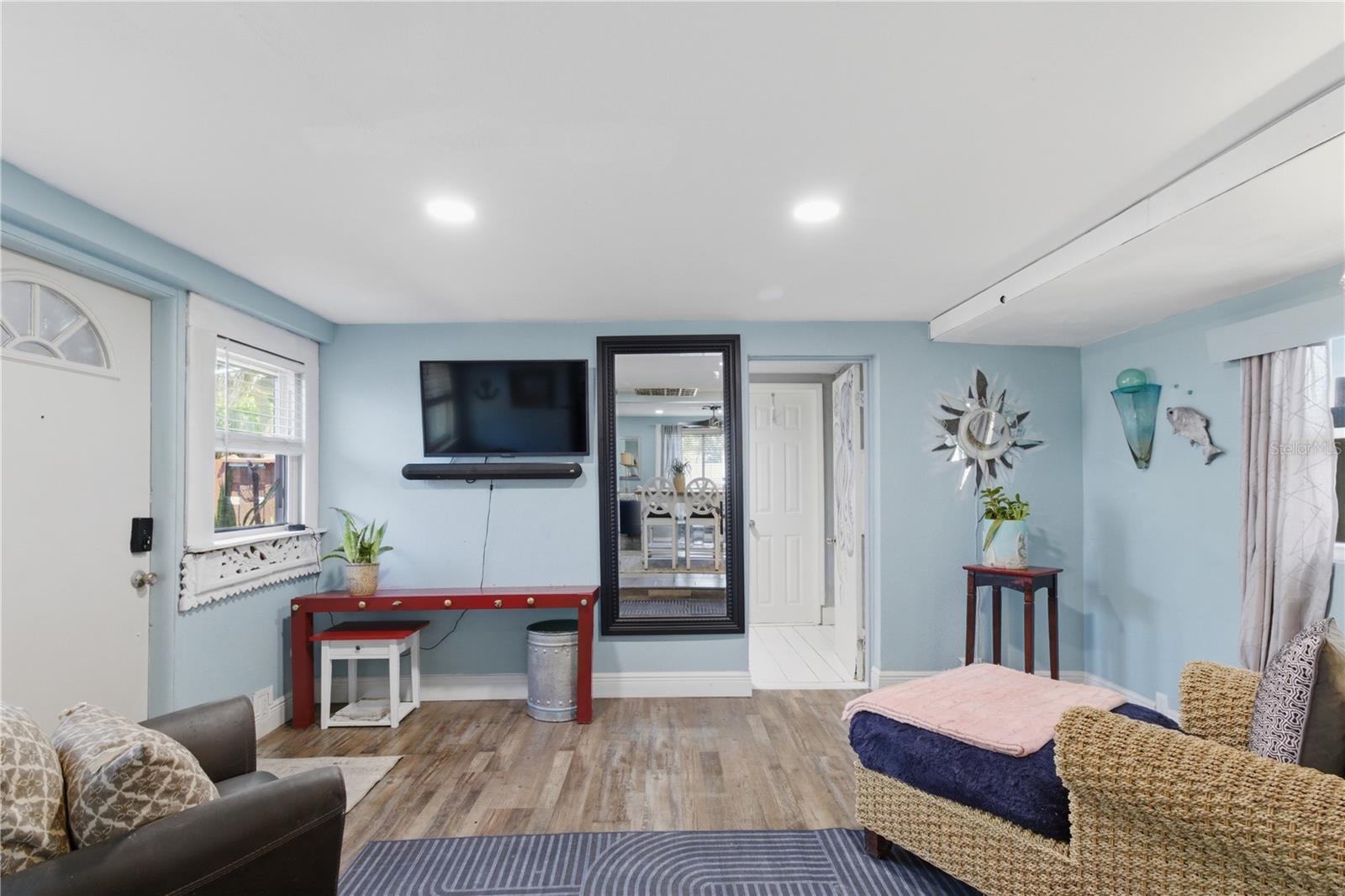 Image 21 of 31 For 4831 Fairfield Avenue S