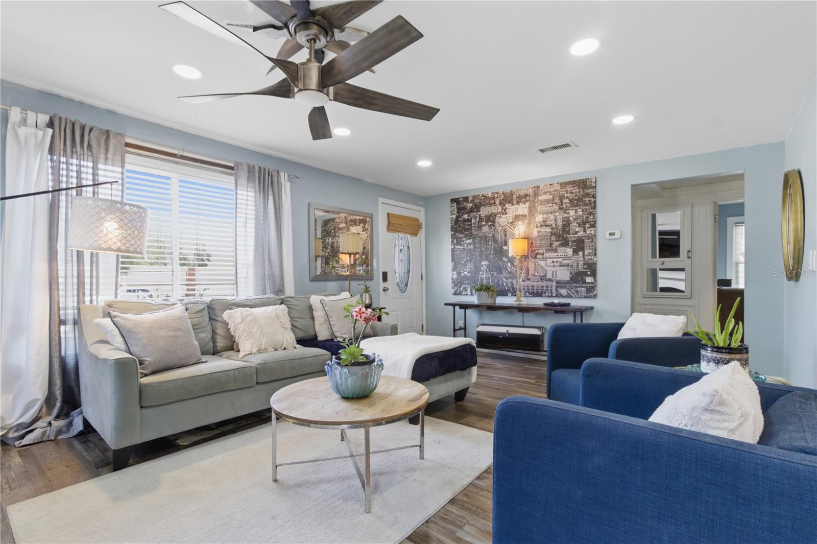 Image 6 of 31 For 4831 Fairfield Avenue S